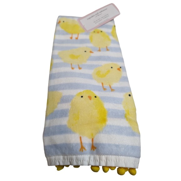 Cupcakes and Cashmere Chick Towels - Picture 1 of 4